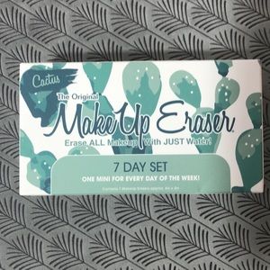 NWT Makeup Eraser Cactus pattern 7 day set